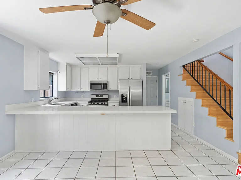 3113 Thatcher Ave — Photo 13