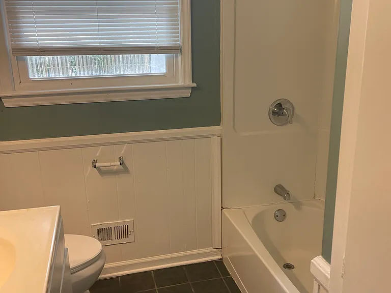 629 Wagner Cir — Photo 9