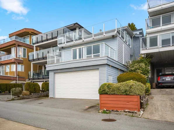 15456 Columbia Ave, White Rock, BC V4B 1K2