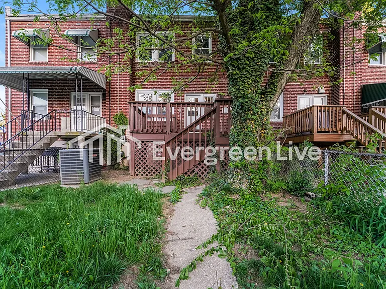 8624 Oak Rd — Photo 13