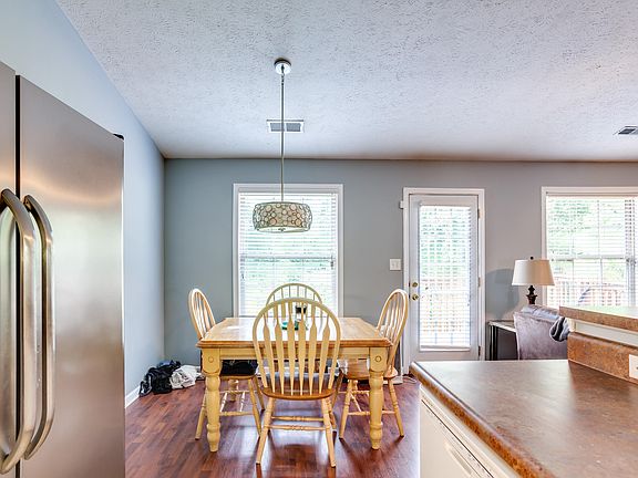 3rd image of 8184 Pepperdine Way