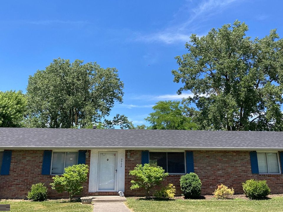 1st image of 2908 E Esther Ln