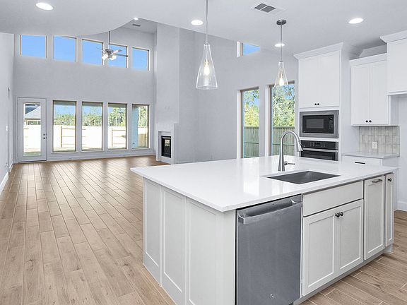 3rd image of 15995 Mahogany Mist Dr