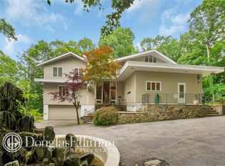 30 Highridge Rd, Hartsdale, NY 10530