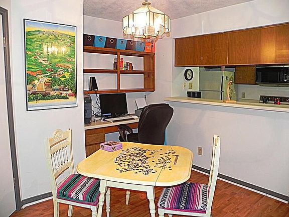 4th image of 2401 Sycamore Ave APT D8