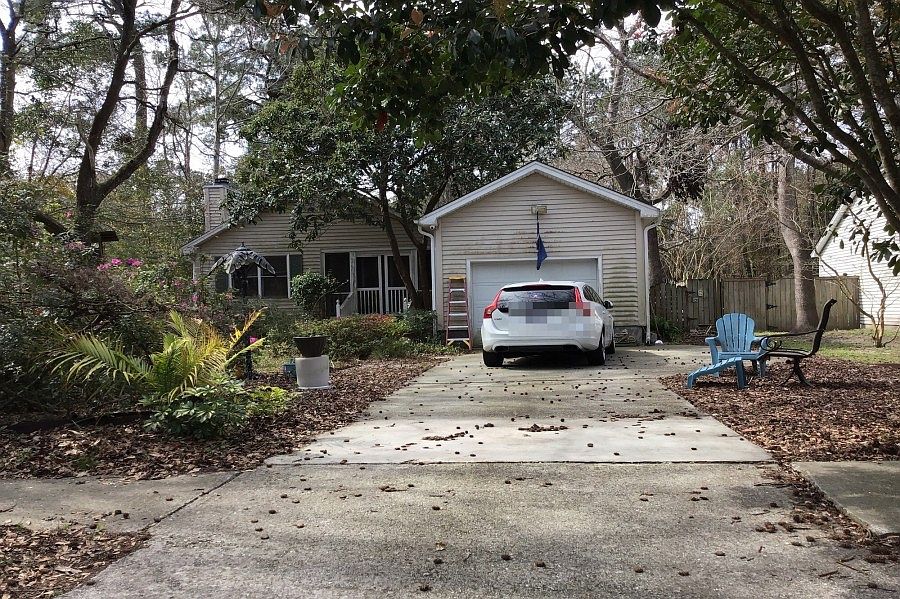 1st image of 1961 Walkers Ferry Pl