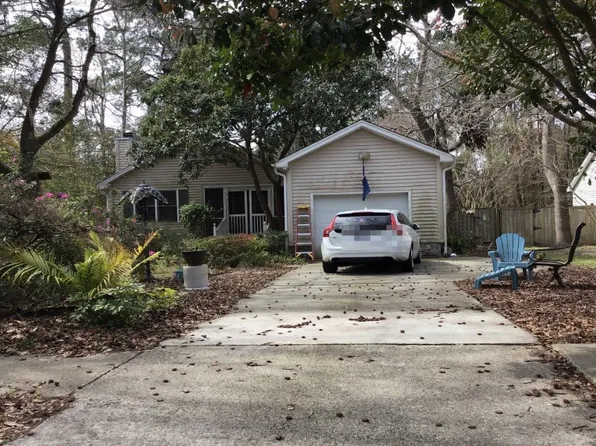 1961 Walkers Ferry Pl, Johns Island, SC 29455