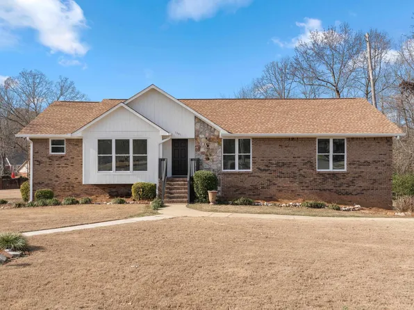 1301 Oak Brook Dr, Birmingham, AL 35215