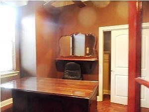 4th image of 101 W Vallauris Dr