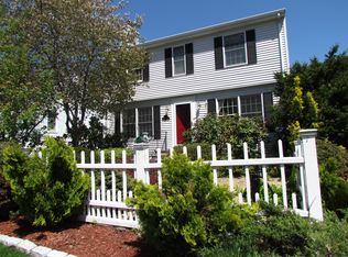 120 Crane St, Fairfield, CT 06825