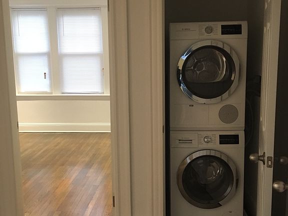 4th image of 3 Greenway Ct #202F