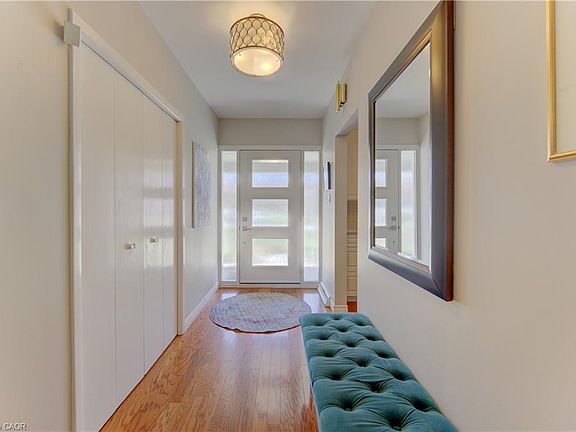 5th image of 182 Ripplewood Cres