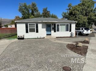 902 Diagonal St, Clarkston, WA 99403