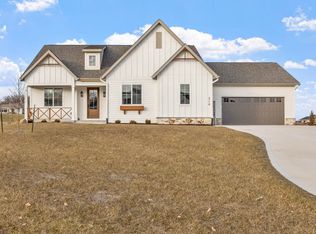 210 Boulder Pte, Polk City, IA 50226