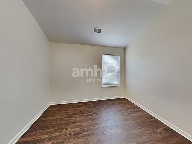 1157 Paramount Dr — Photo 14