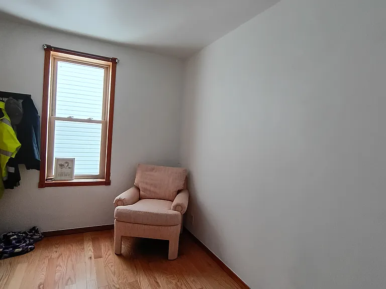 9155 S 5th Ave — Photo 10
