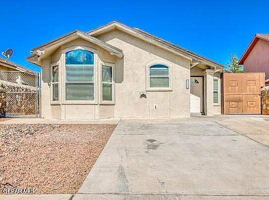 4th image of 2353 Tierra Blanda Dr