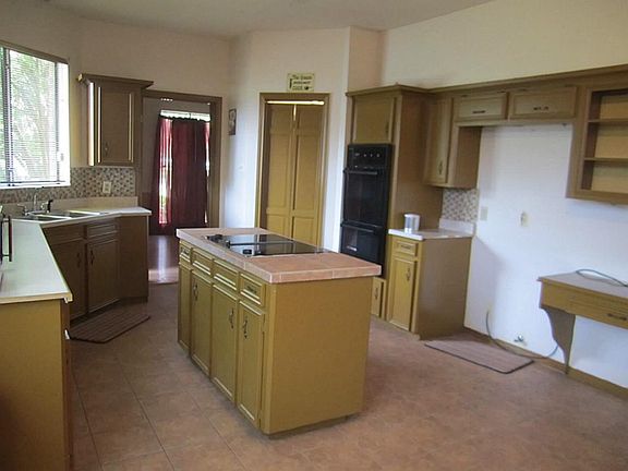 5th image of 14939 Mesita Dr