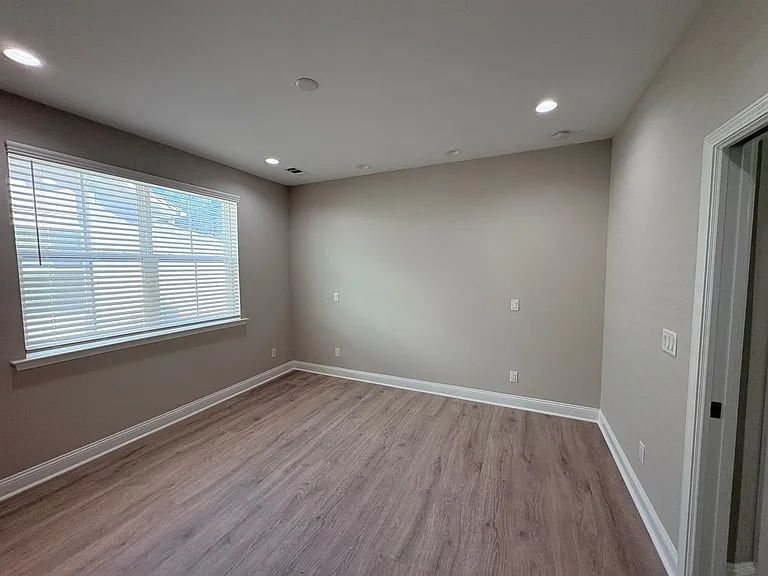 61 Tropics Ave #1 — Photo 11