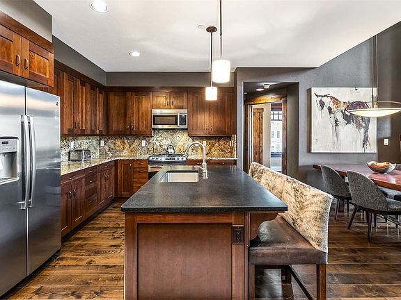 4th image of 600 Columbine Rd #5305