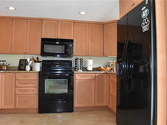 3rd image of 1901 Indian River Blvd Unit 209