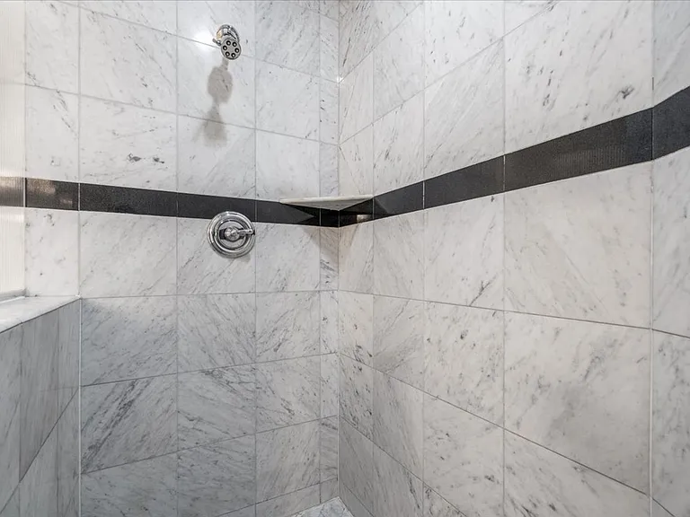 360 E Desert Inn Rd #403 — Photo 35
