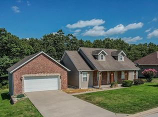 126 Ridgeview Dr, Saint Robert, MO 65584