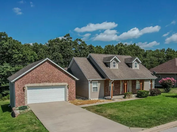 126 Ridgeview Dr, Saint Robert, MO 65584