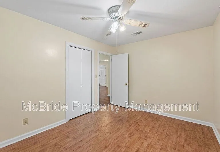 1739 Cornell Dr — Photo 11
