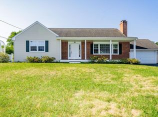 69 Harrow Rd, Springfield, MA 01118