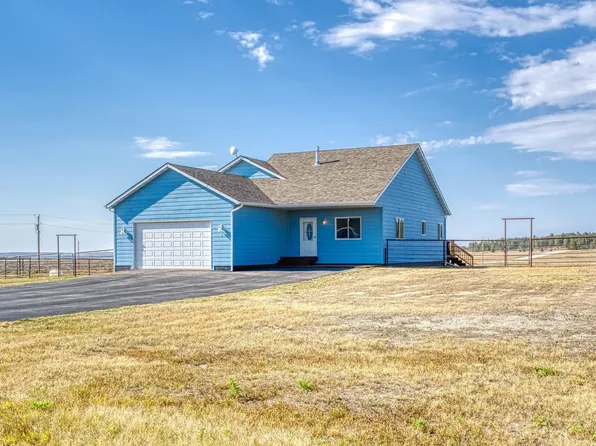 3 Quail Ln, Moorcroft, WY 82721