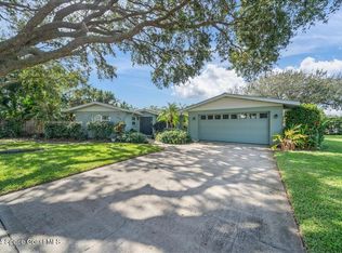 204 Flamingo Ln, Melbourne Beach, FL 32951