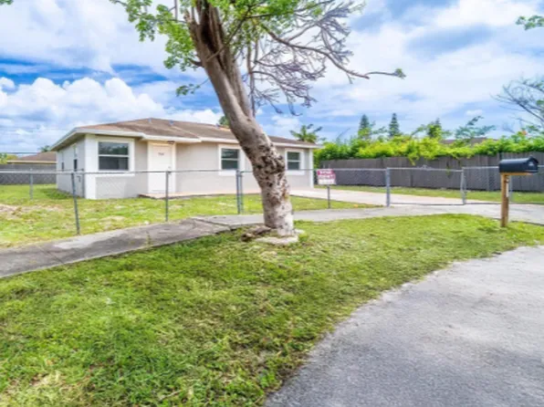 705 NW 13th Ter, Florida City, FL 33034