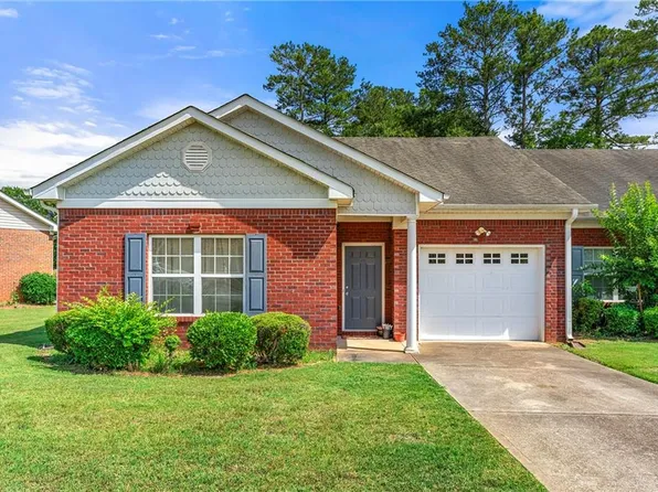 278 Tara Woods Dr, Riverdale, GA 30274