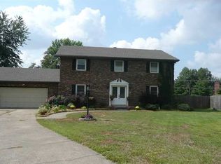 8077 Ridgemont Dr, Newburgh, IN 47630