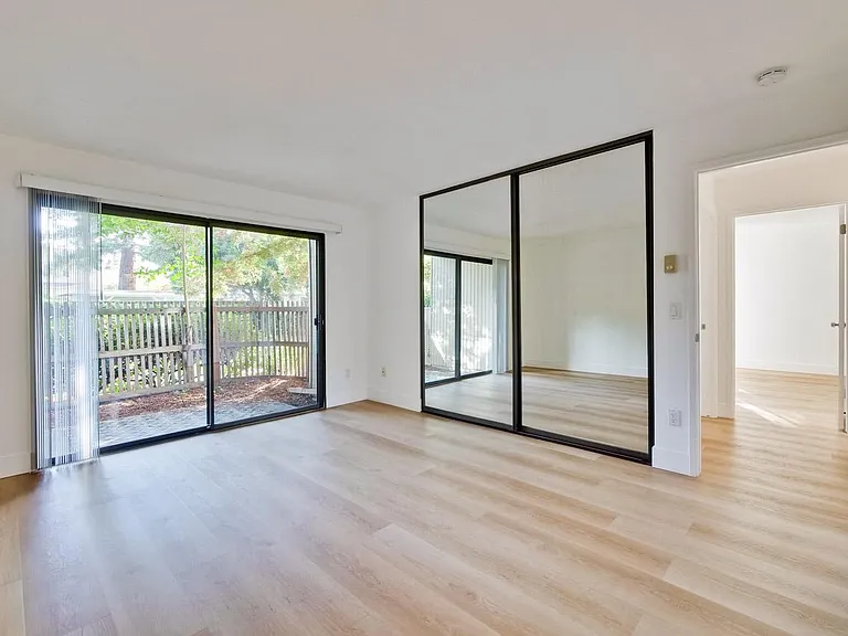 928 Wright Ave #303 — Photo 22