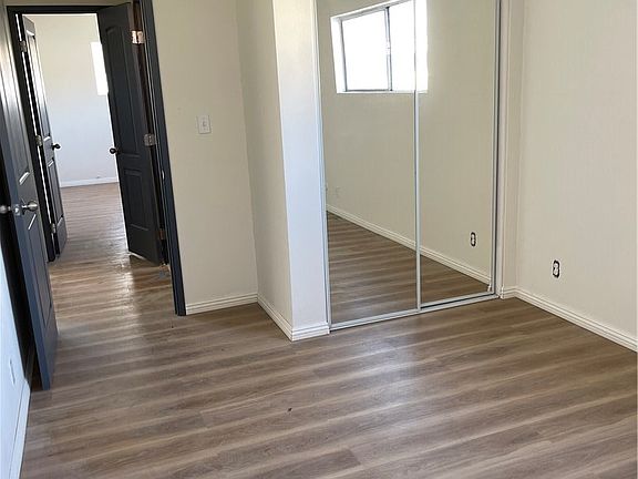 5th image of 2456 Earle Ave