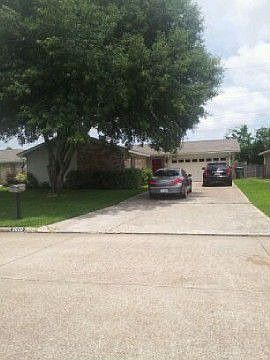 1st image of 8608 Lynwood Ln