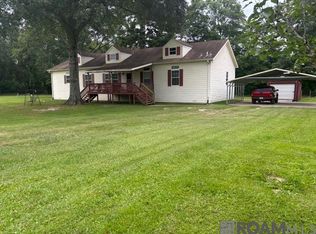 37038 Myerson Ln, Walker, LA 70785