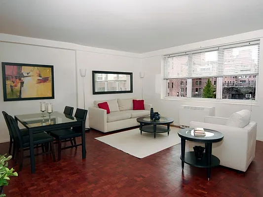 Sold by Sotheby's International Realty | media 20