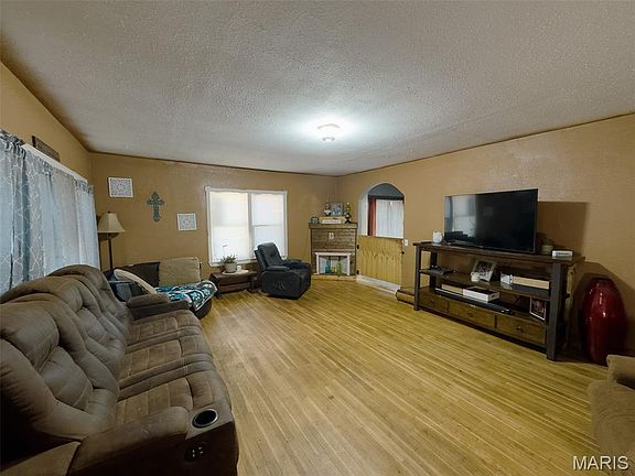 5th image of 339 1st St #1