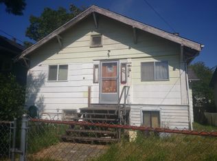 7554 17th Ave NW, Seattle, WA 98117