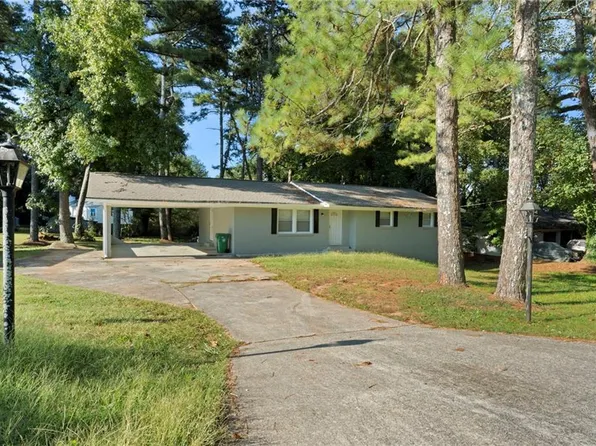 775 Aberdeen Dr, Stone Mountain, GA 30083