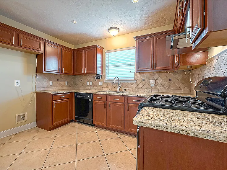 11015 Warath Oak Ct — Photo 7