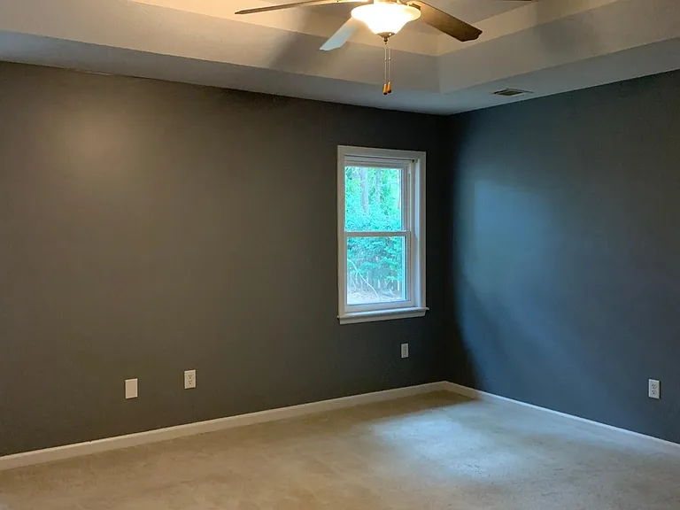 670 Tara Ln — Photo 14
