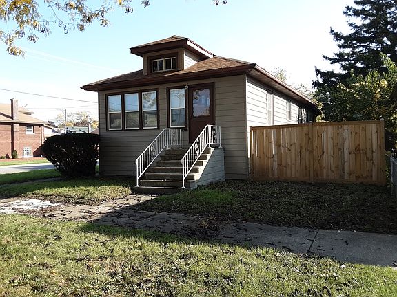 3rd image of 701 22nd Ave