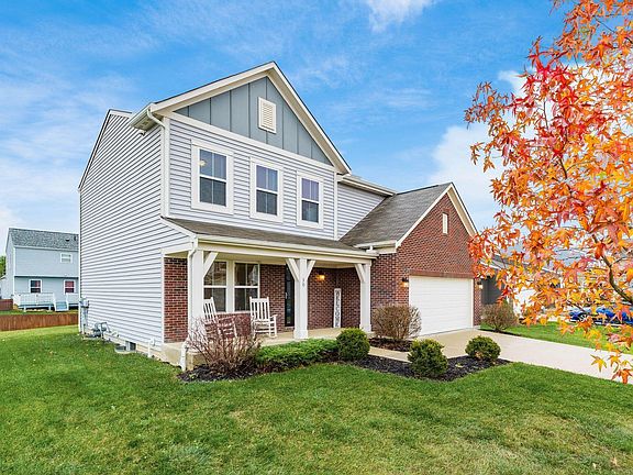 3rd image of 30 Burroughs Dr