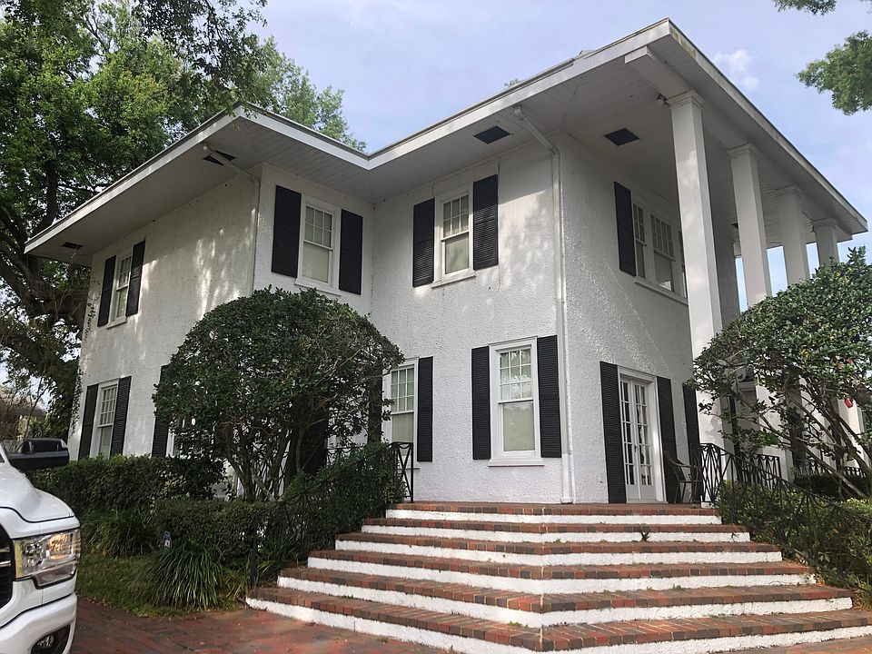 1st image of 15 Lake Hollingsworth Dr