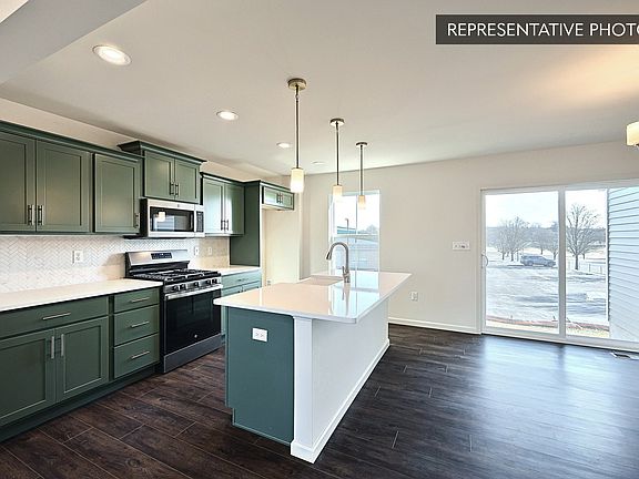 7th image of this home