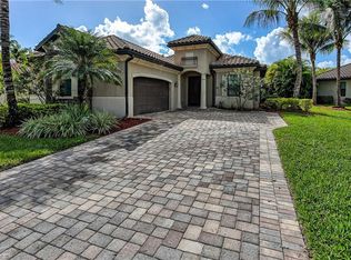9215 Veneto Ln, Naples, FL 34113